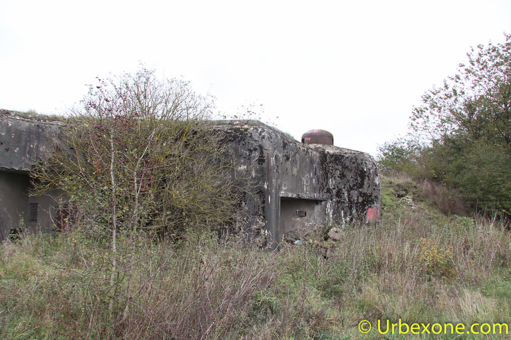 2014-10-other-small-bunker-11.jpg
